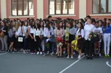Aproape 2.900.000 de elevi și copii de grădiniță încep luni noul an școlar