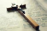 Val de reacții, în frunte cu Patriarhia Română, după ce dexonline a făcut o asociere între „creștin” și „cretin”