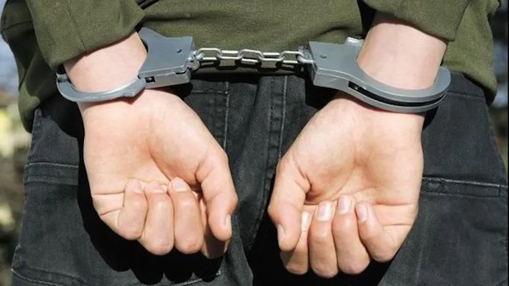 2 persoane din județul Călărași, condamnate pentru trafic de minori, depuse în închisoare de polițiști