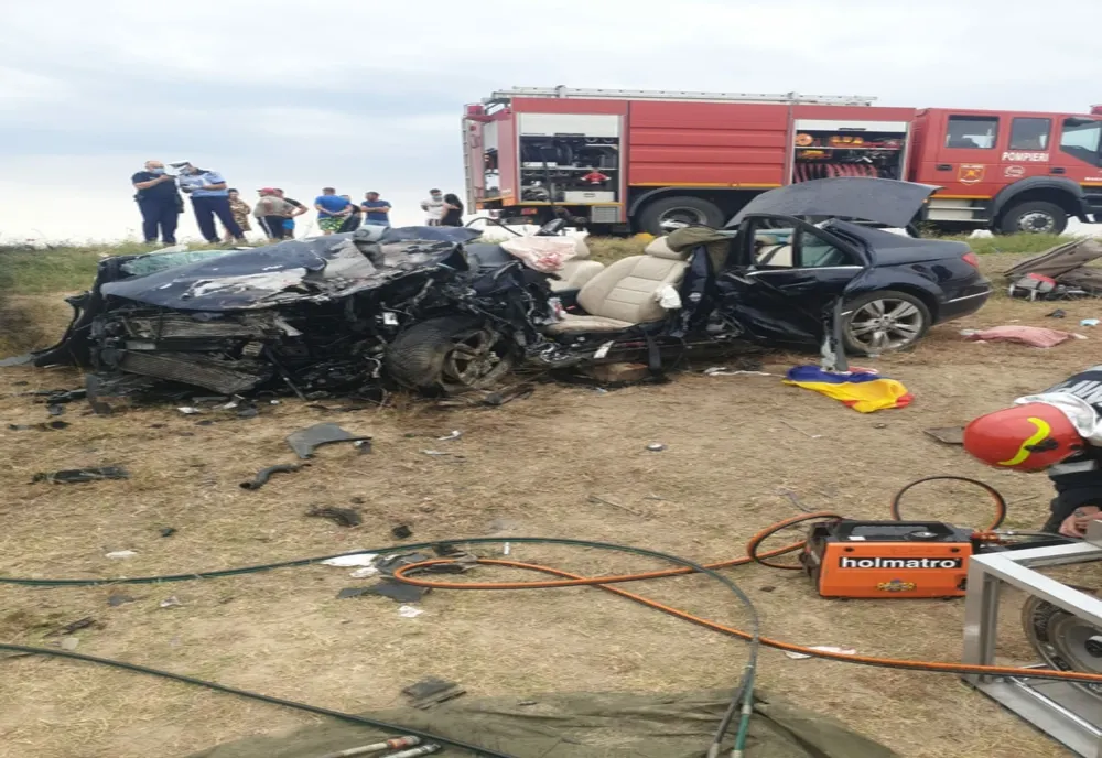 FOTO| Tragedie în ziua de Sfânta Maria. Fetiță de numai 10 ani ucisă într-un cumplit accident rutier