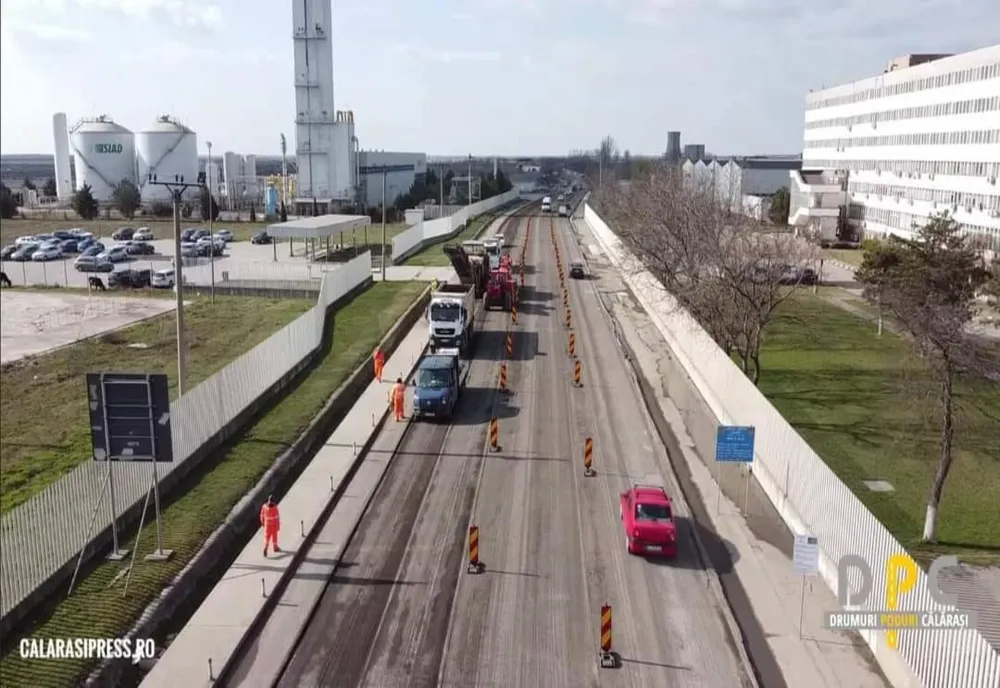  Începe asfaltarea drumului de acces din municipiul Călărași - DJ 306A. Rute alternative