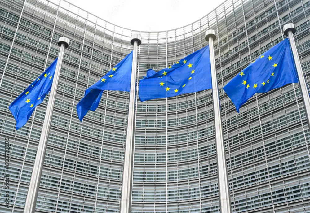 SCANDAL DE CORUPȚIE ÎN PARLAMENTUL EUROPEAN: TREI EUROPARLAMENTARI ROMÂNI, SUSPECȚI