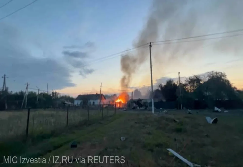 O BAZĂ AERIANĂ MILITARĂ ESTE ÎN FLĂCĂRI ÎN REGIUNEA RUSĂ LIPEŢK, UNDE A FOST DECLARATĂ STARE DE URGENŢĂ