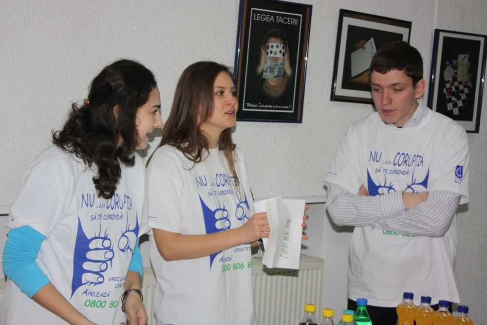 sesiune de informare și educație anticorupție