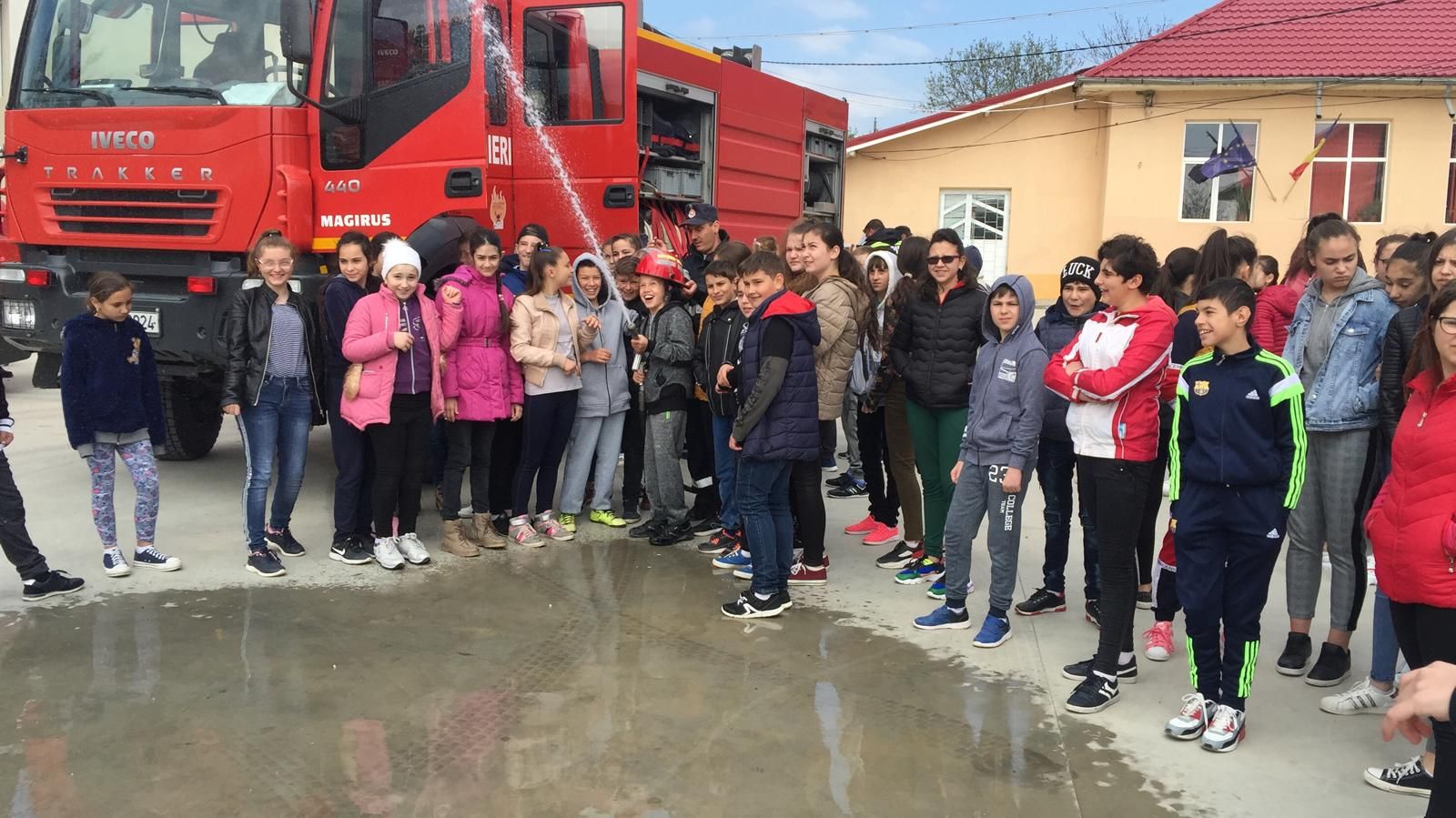 scoala altfel ISU (1)