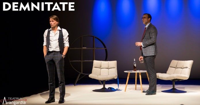 demnitate_stagiune teatrala