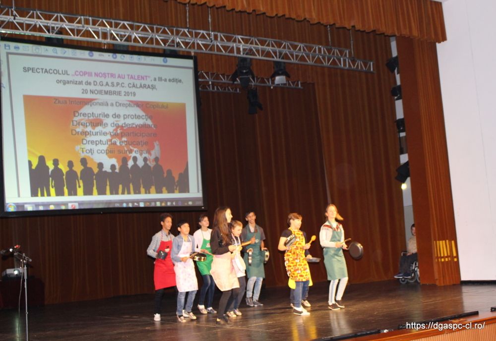 Copiii din centrele instituționalizate din Călărași au organizat un spectacol dedicat Zilei Internaționale a Drepturilor Copilului