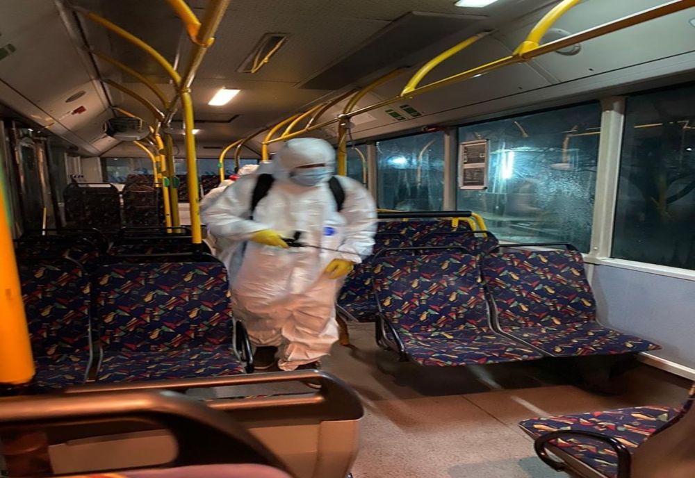 CLSUCălărași: Măsuri de dezinfecție în mijloacele de transport, parcuri, școli și magazine