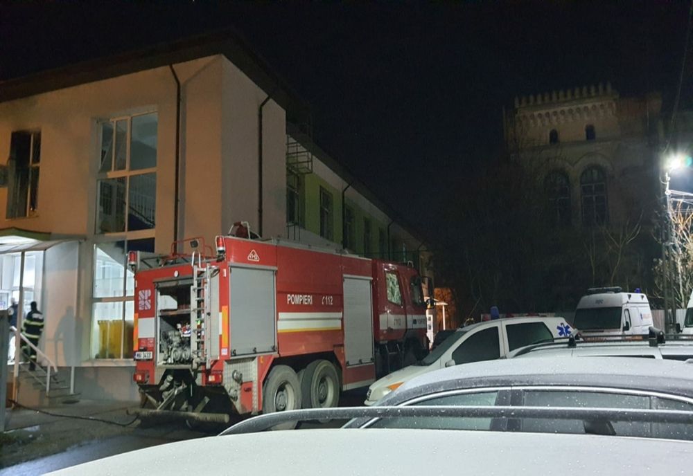 Incendiu la Secția de Psihiatrie a Spitalului Municipal Roman! A fost activat Planul Roșu! (FOTO)