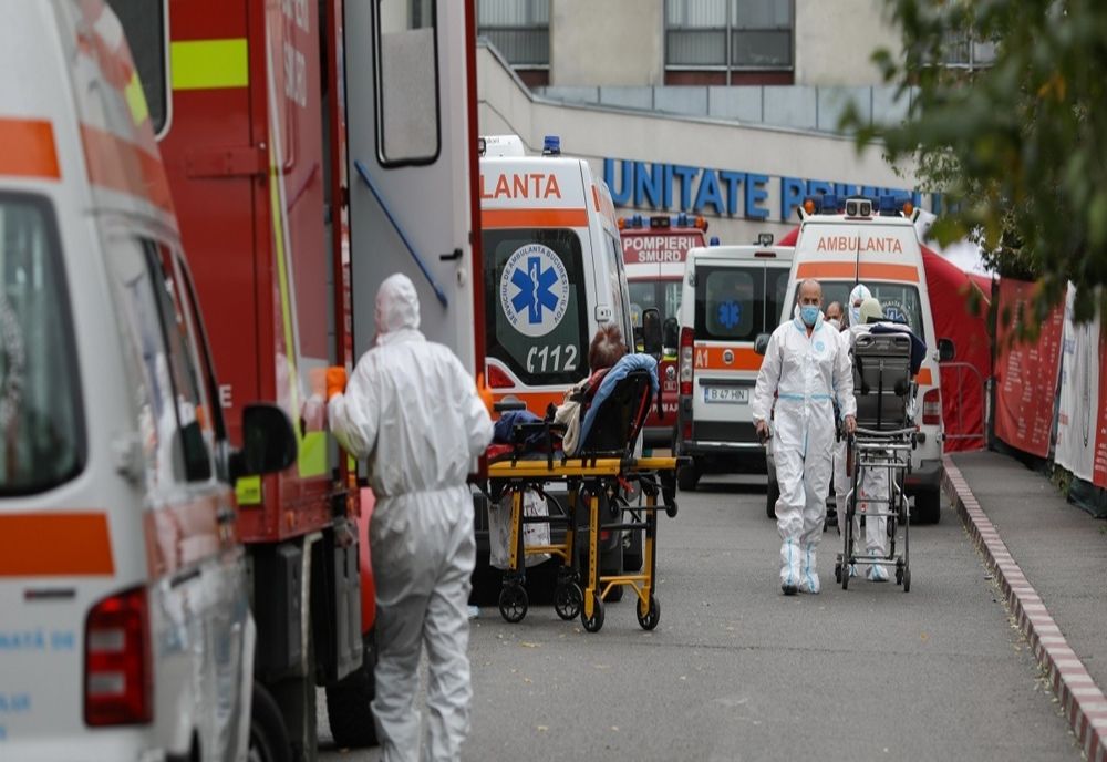 Familiile unor pacienți români aflați în stare gravă refuză transferul în străinătate. Care este motivul?