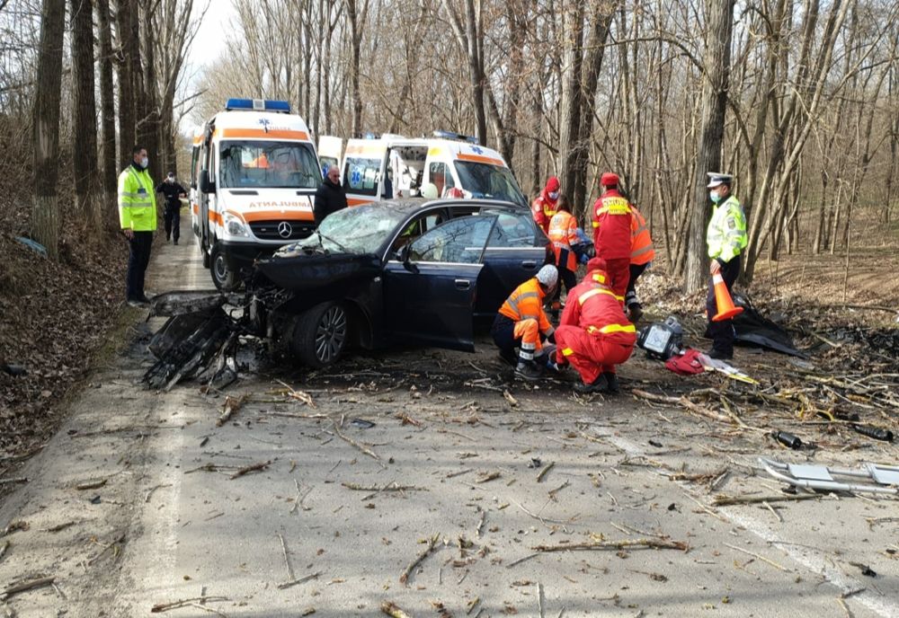 FOTO Tragedie în Tulcea. Trei morți  și trei răniți după un impact devastator