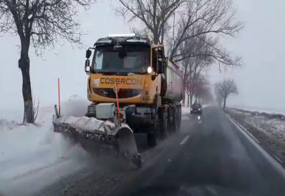 VIDEO DRDP Constanța a scos utilajele de iarnă pe drumuri naționale și autostrăzi