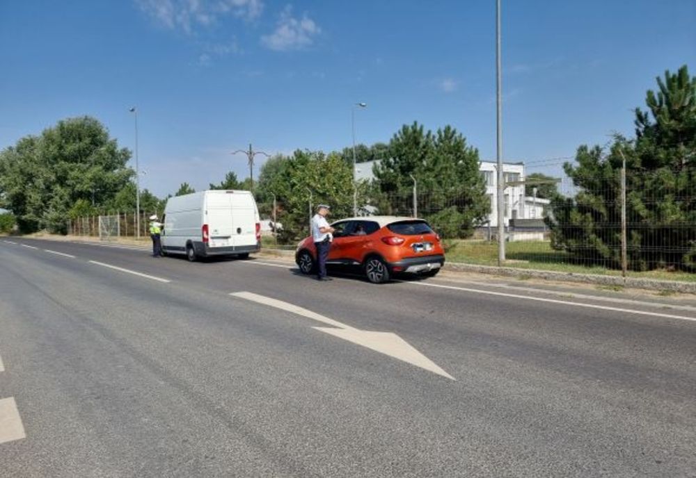 Tânăr teribilist. Drogat la volan, prins de polițiști pe DN3