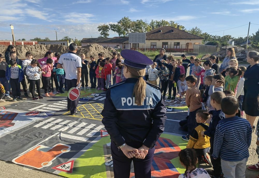 FOTO Covorul pietonal pentru elevii din Spanțov și Grădiștea