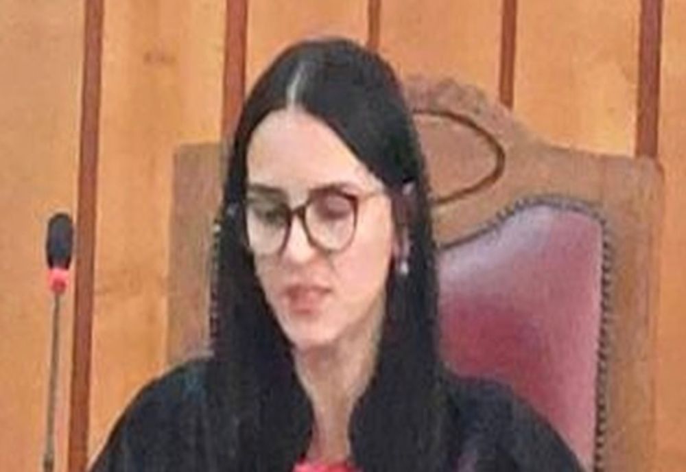 Ana Maria Chirilă, judecătoarea penală care vindea informații interlopilor, filmată în timp ce se droga - IMAGINI ȘOCANTE