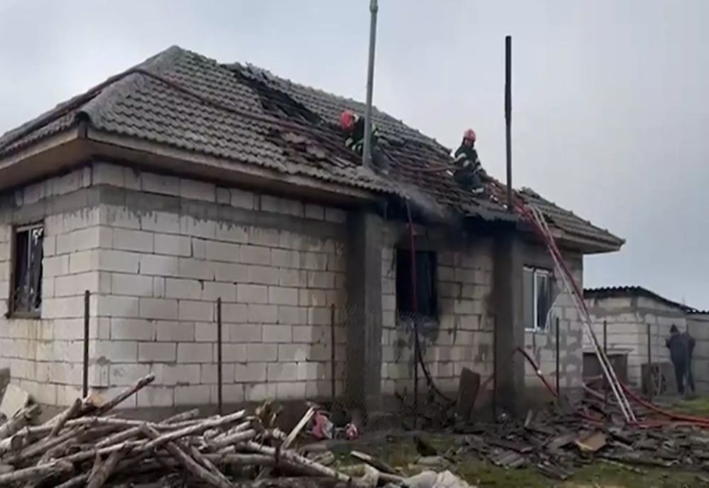 TRAGEDIE LA BORCEA, JUD. CĂLĂRAȘI. COPIL DE UN AN ȘI TREI LUNI, DECEDAT ÎNTR-UN INCENDIU 