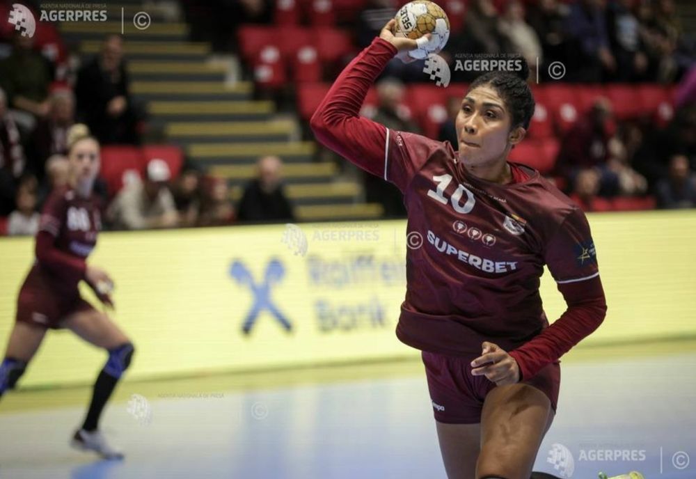 HANDBAL FEMININ: CS RAPID BUCUREȘTI S-A CALIFICAT LA PAS ÎN SFERTURILE CUPEI ROMÂNIEI