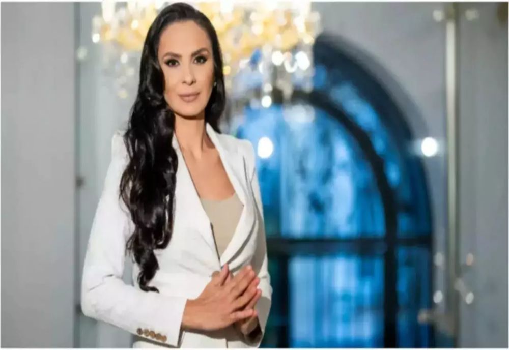 Alexandra Păcuraru demască înțelegerea dintre Palatele puterii: „Foarte mulți români își vor pierde casele în 2026”