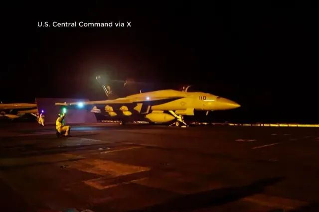 SUA a lansat noi atacuri aeriene împotriva Iranului, după uciderii a doi militari americani