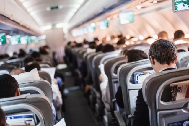 „Visul zborurilor electrice s-a prăbușit!”. Compania aeriană care promitea revoluția a intrat în lichidare