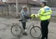 Acțiune preventivă a polițiștilor pentru prevenirea accidentelor la bicicliști și pietoni