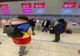 Românii afectaţi de restricţii vor fi repatriaţi din Marea Britanie cu zboruri charter