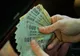 România, raiul bugetarilor. Dăm 37% din banii statului pe salariile lor